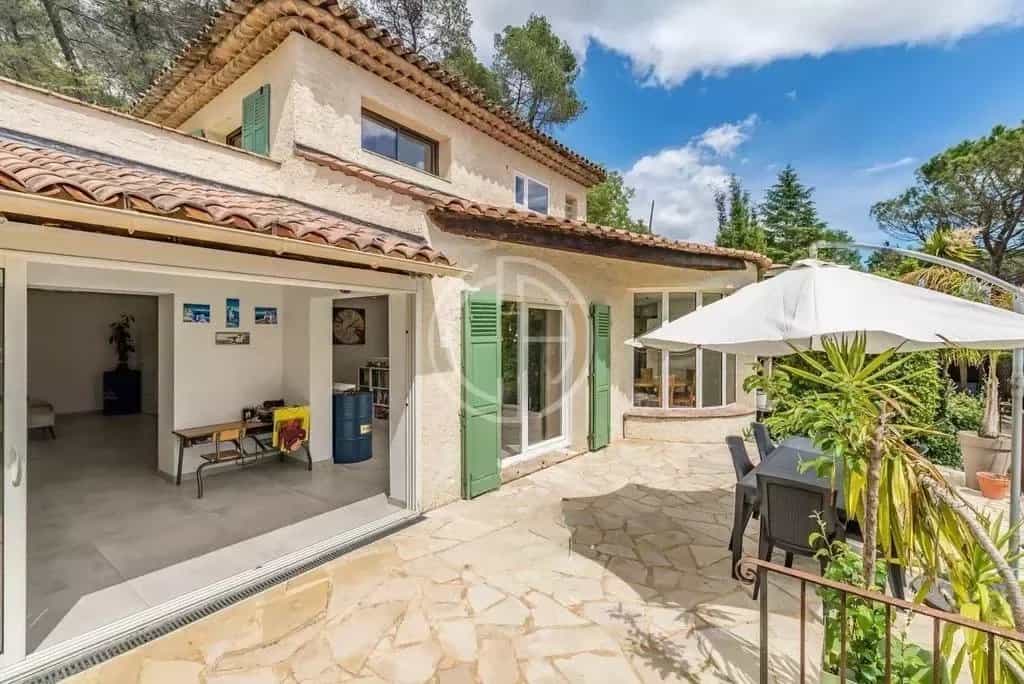 Huis in Opio, Provence-Alpes-Côte d'Azur 12197323