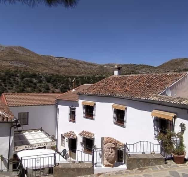 Condominium in Parauta, Andalusia 12197818