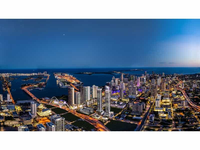 Condomínio no Miami, Florida 12197874