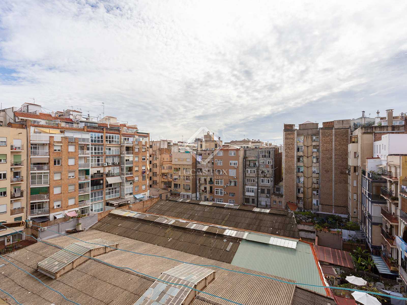 Condominium dans Barcelona, Catalonia 12198002