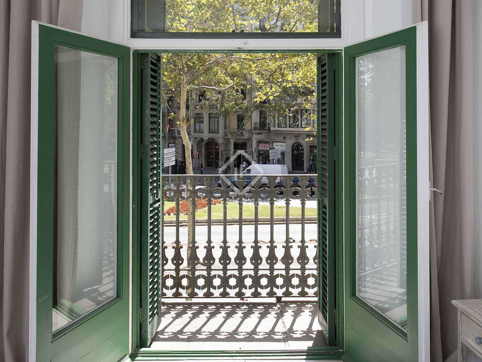 Condominium in Barcelona, Catalonia 12198052