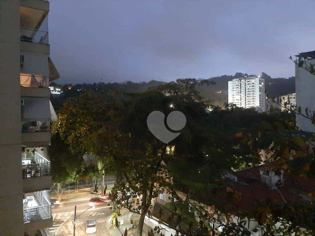 Condominium in Laranjeiras, Rio de Janeiro 12198379