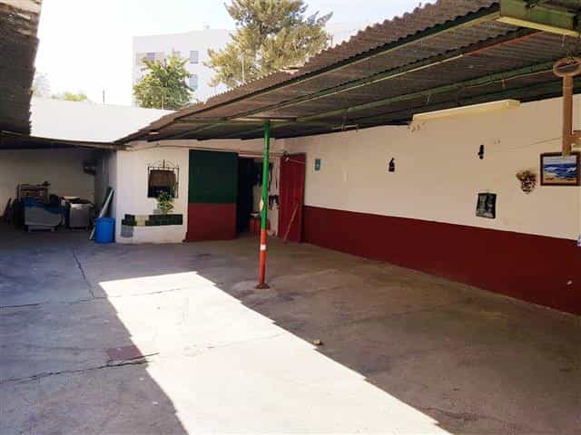 मकान में लाल रंग, Andalusia 12199194
