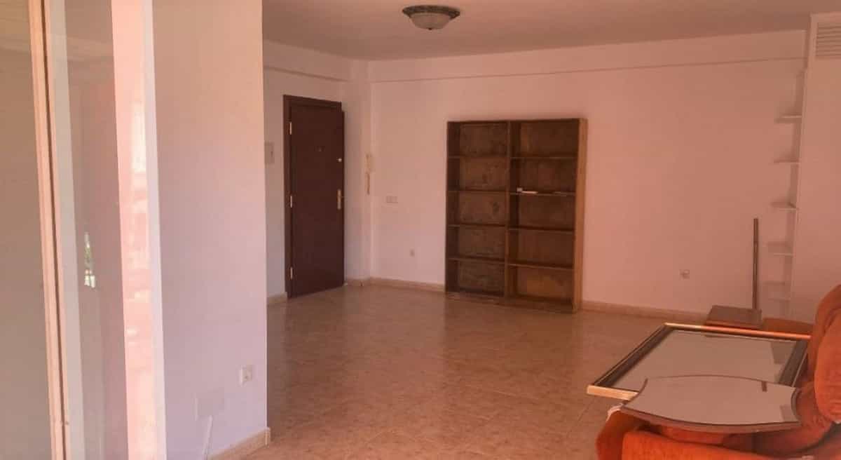 公寓 在 Fuengirola, Andalusia 12199216