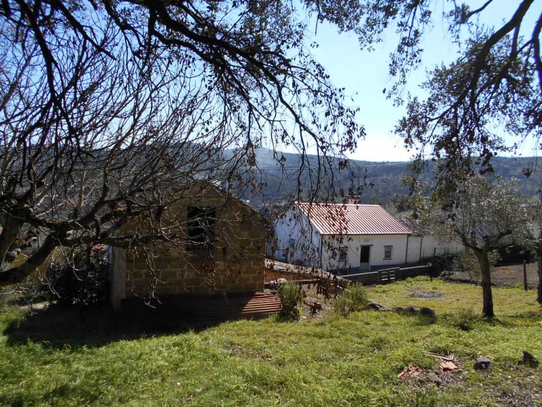 жилой дом в Alvaiázere, Leiria 12199276
