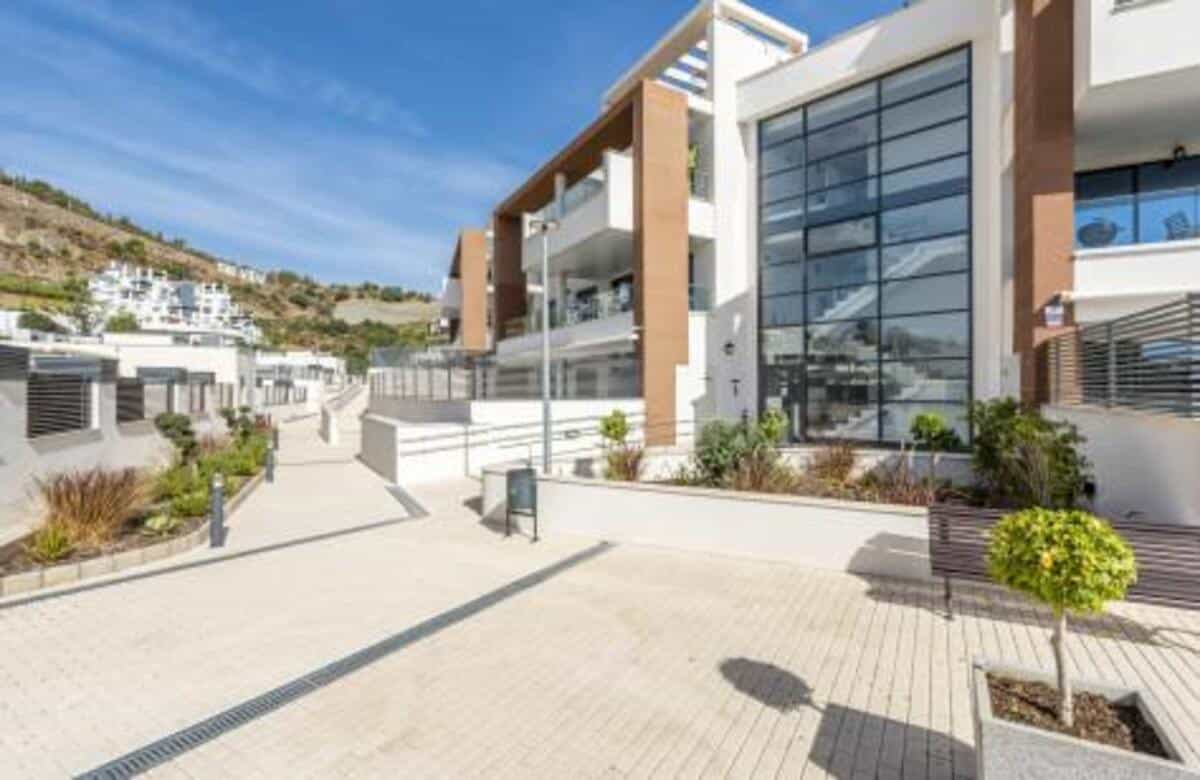 Condominium in Santa Ursula, Canary Islands 12199359