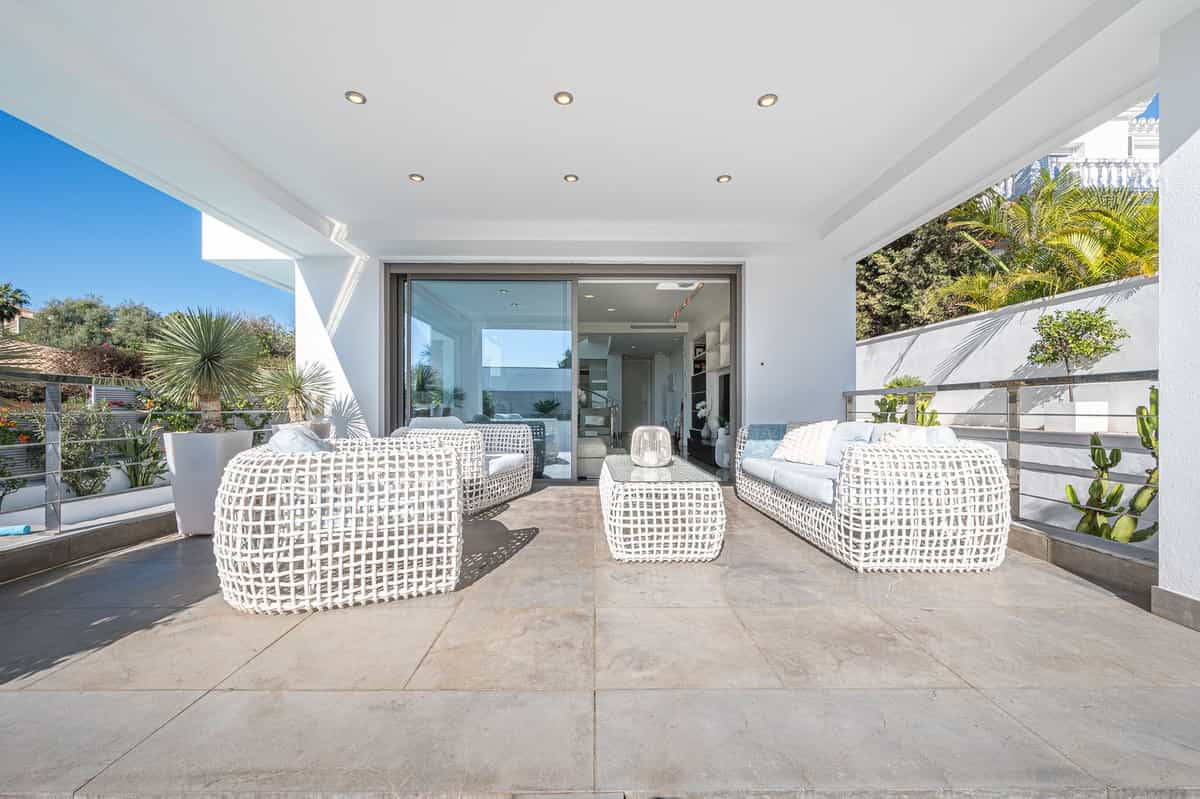 House in Marbella, Andalucía 12199374