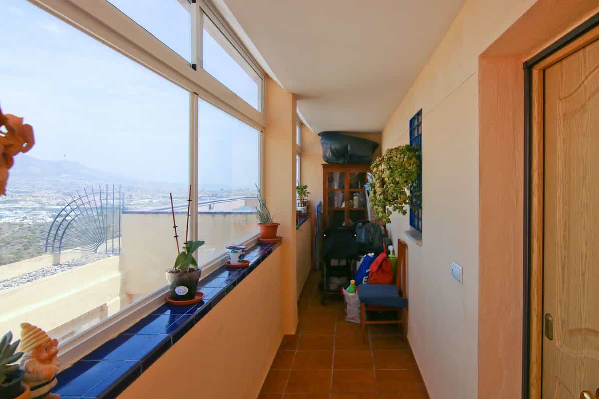 Condominium in Mijas, Andalucía 12199854