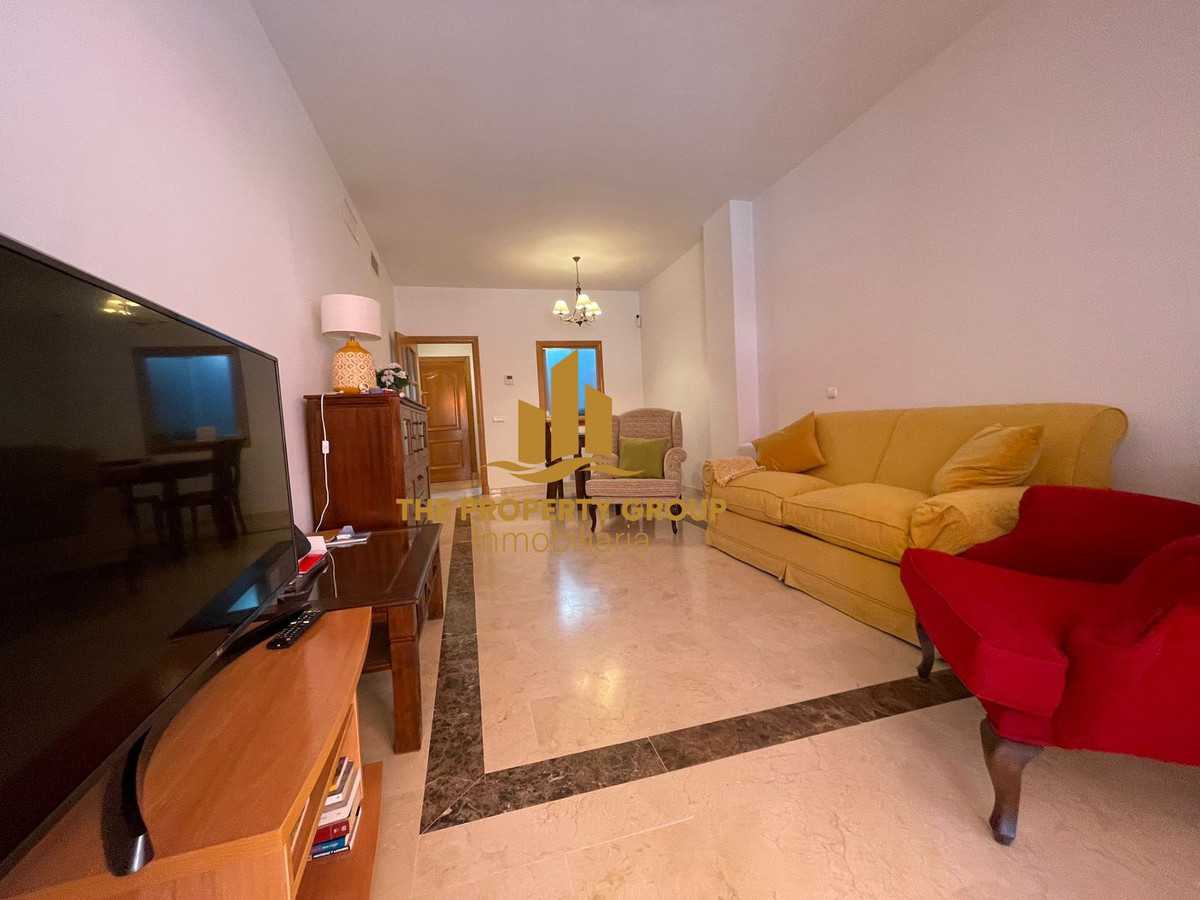 Condominium in Marbella, Andalusia 12200065
