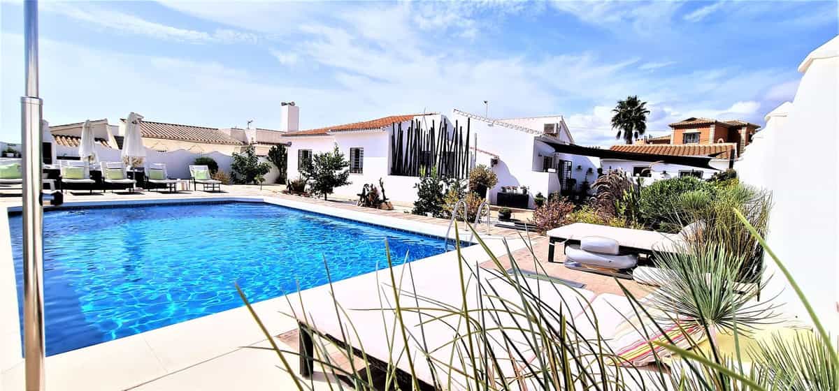 Casa nel Fuengirola, Andalusia 12200222