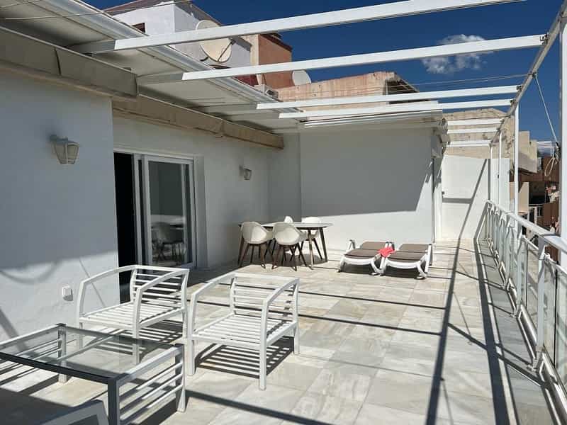Condominium in Fuengirola, Andalusia 12200355
