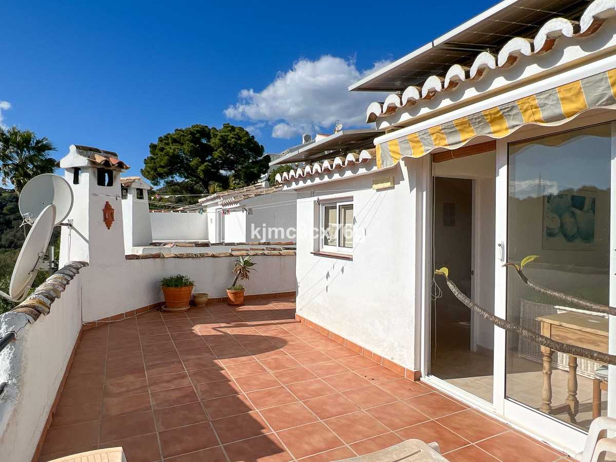 House in Sitio de Calahonda, Andalusia 12200361