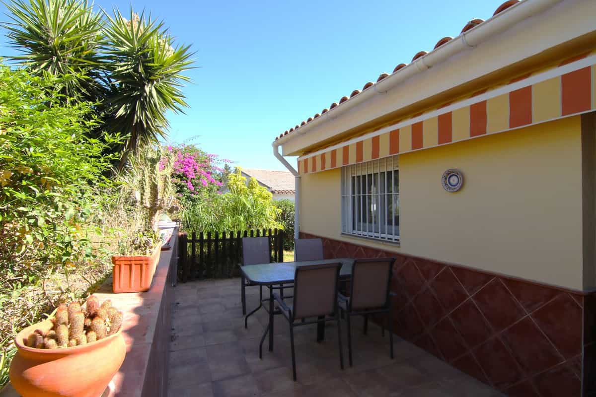 rumah dalam Coín, Andalusia 12200577