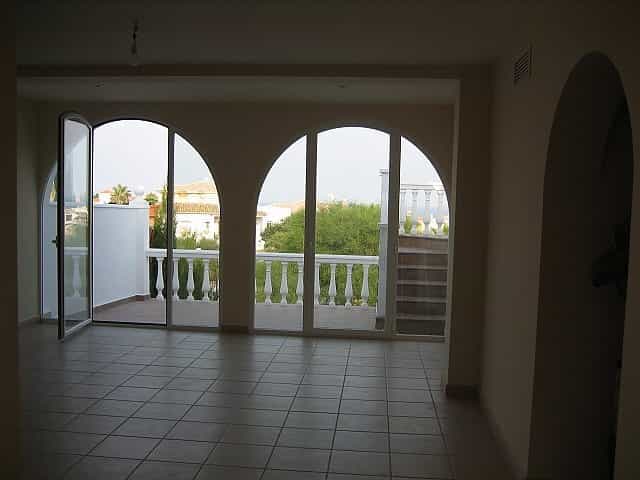 Huis in El Faro, Andalucía 12200679