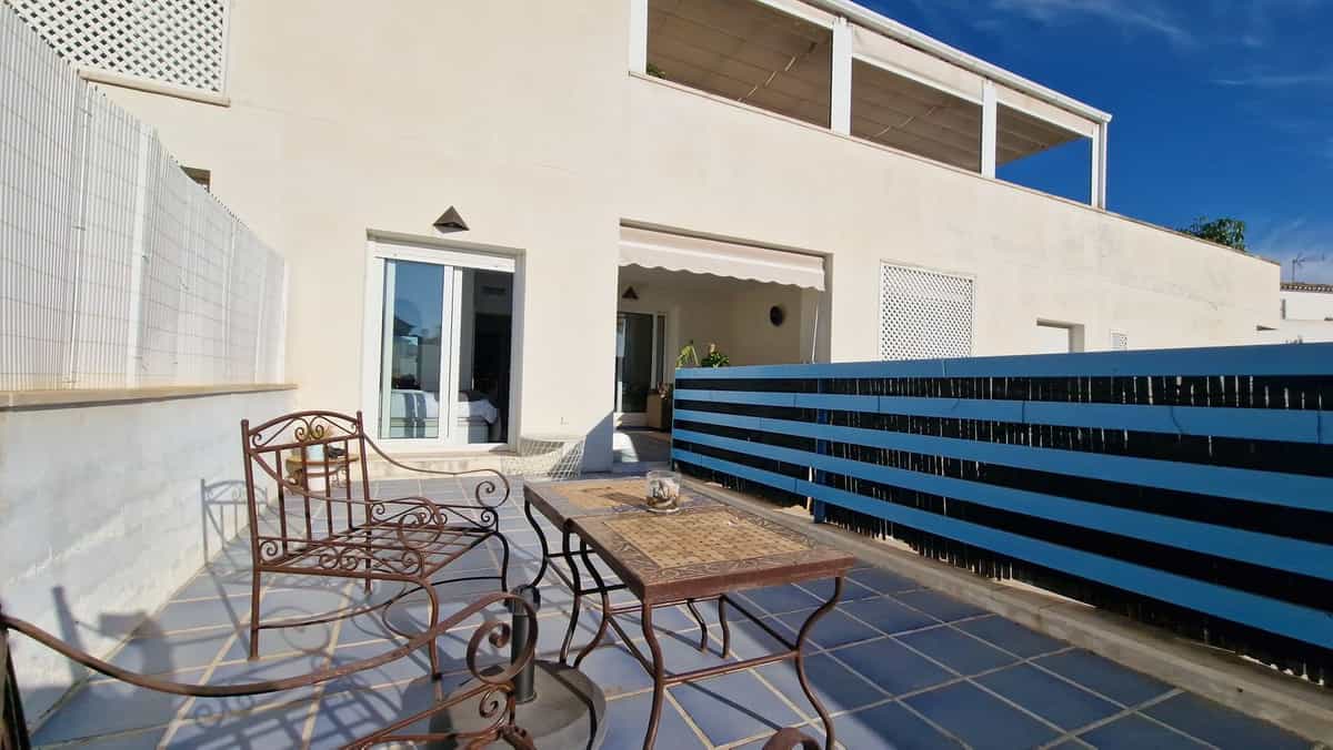 Eigentumswohnung im Marbella, Andalusien 12200754