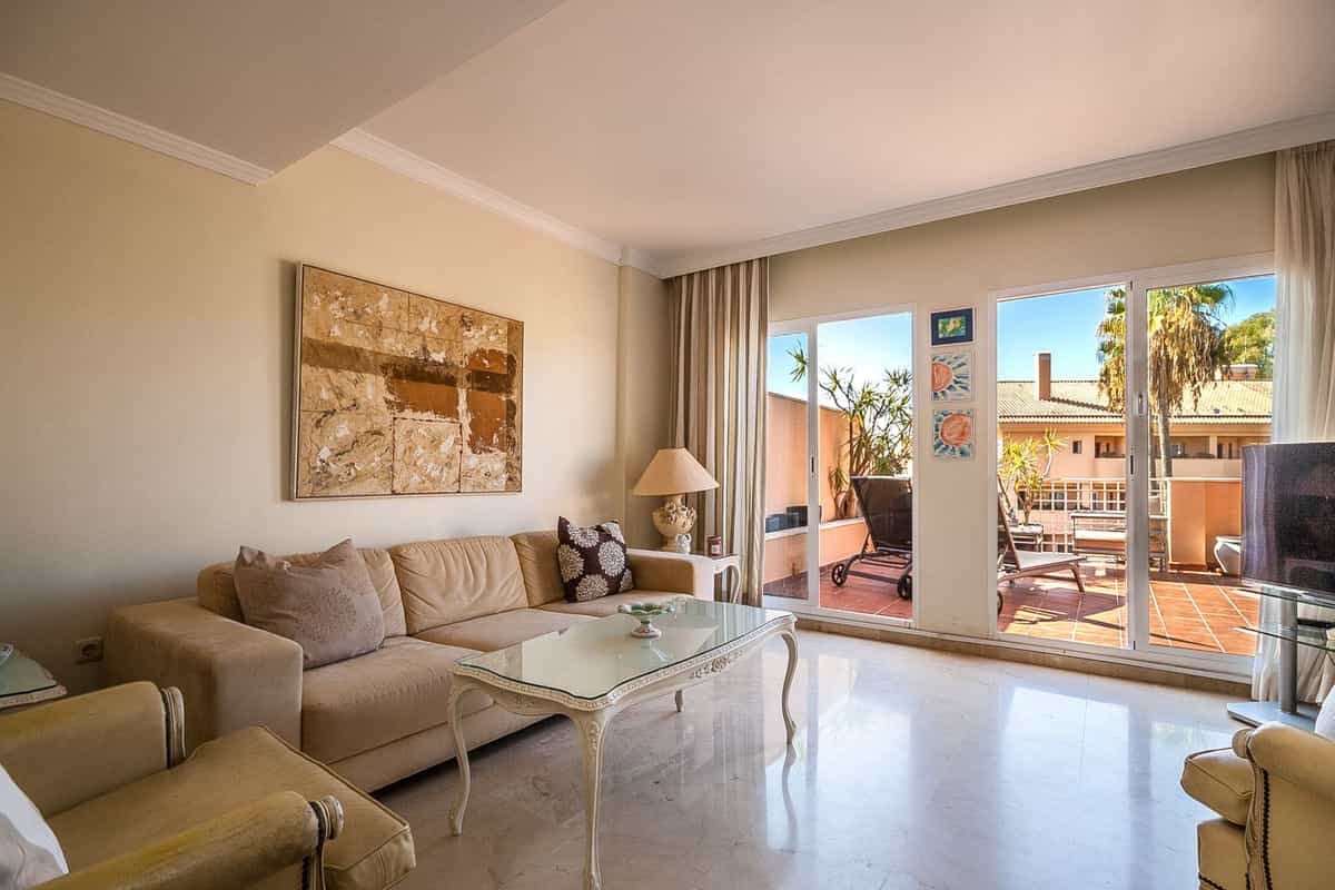 Condominium dans Marbella, Andalousie 12200763