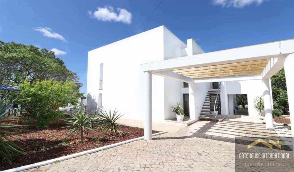 House in Guerreiros Vermelhos, Faro 12200833