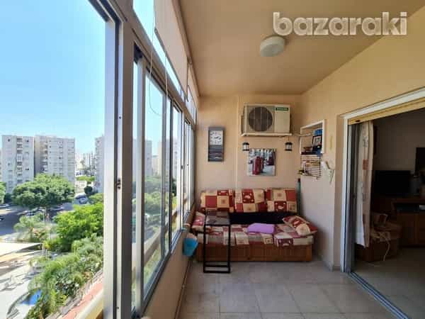 公寓 在 阿吉亞·菲拉西斯, 萊梅索斯 12201328