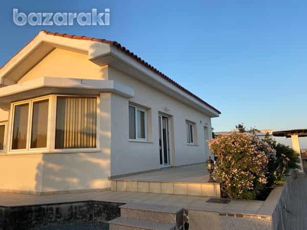 жилой дом в Pyrgos, Limassol 12201545
