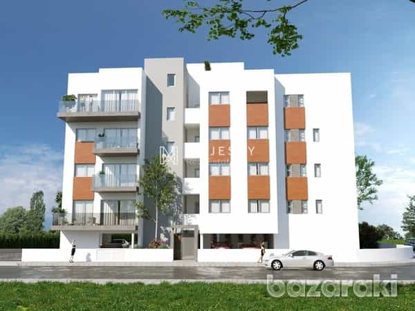 Condominium in Agios Athanasios, Lemesos 12201777