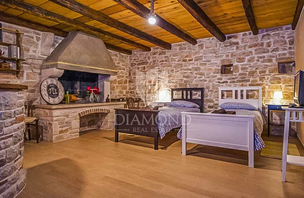 жилой дом в Rovinj, Istria County 12202739