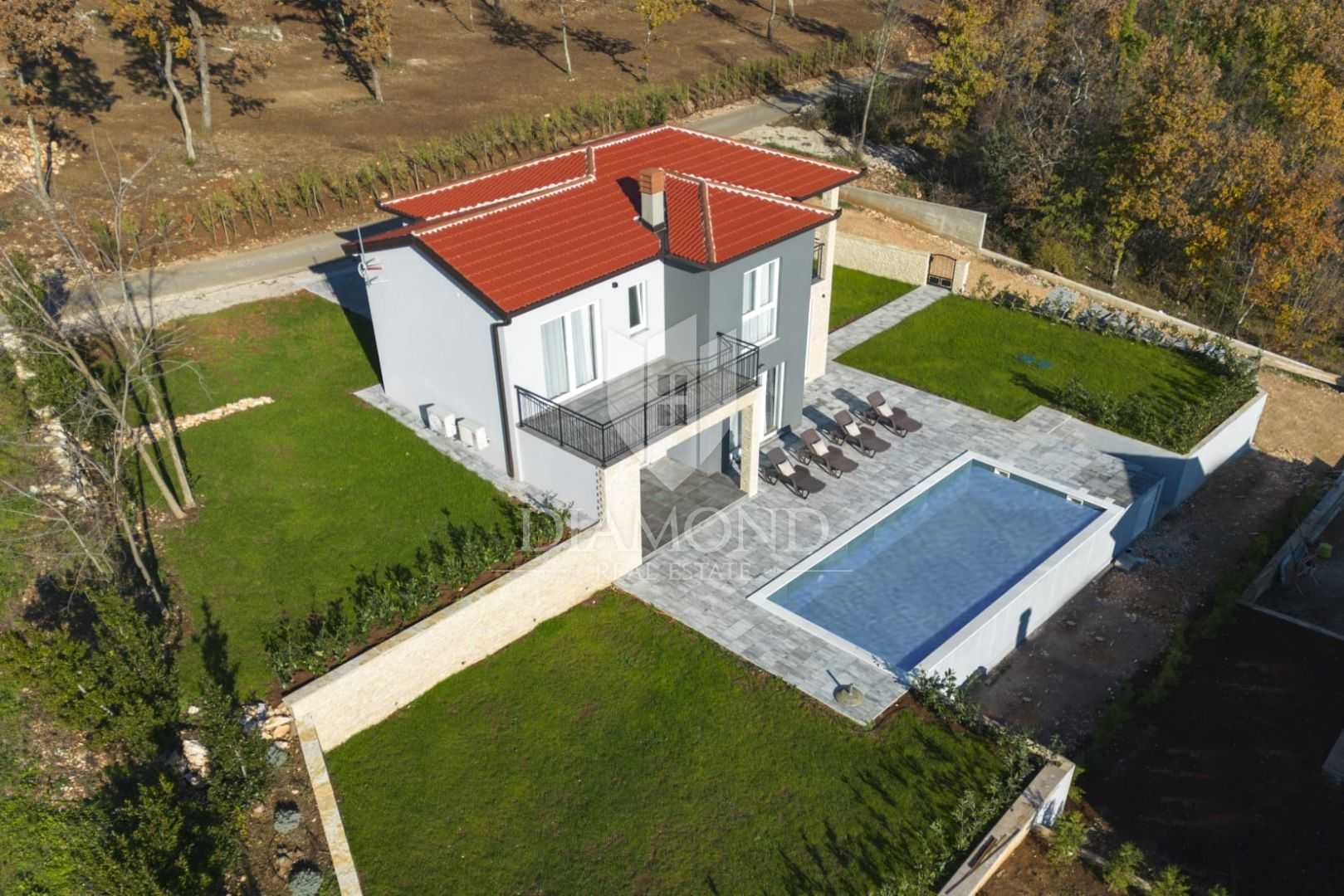 房子 在 Labin, Istria County 12202783