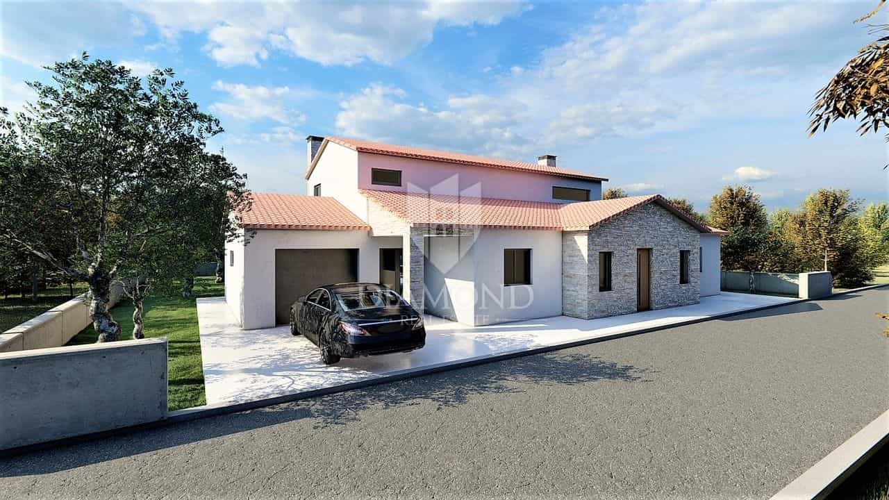House in Porec, Istarska Zupanija 12202805