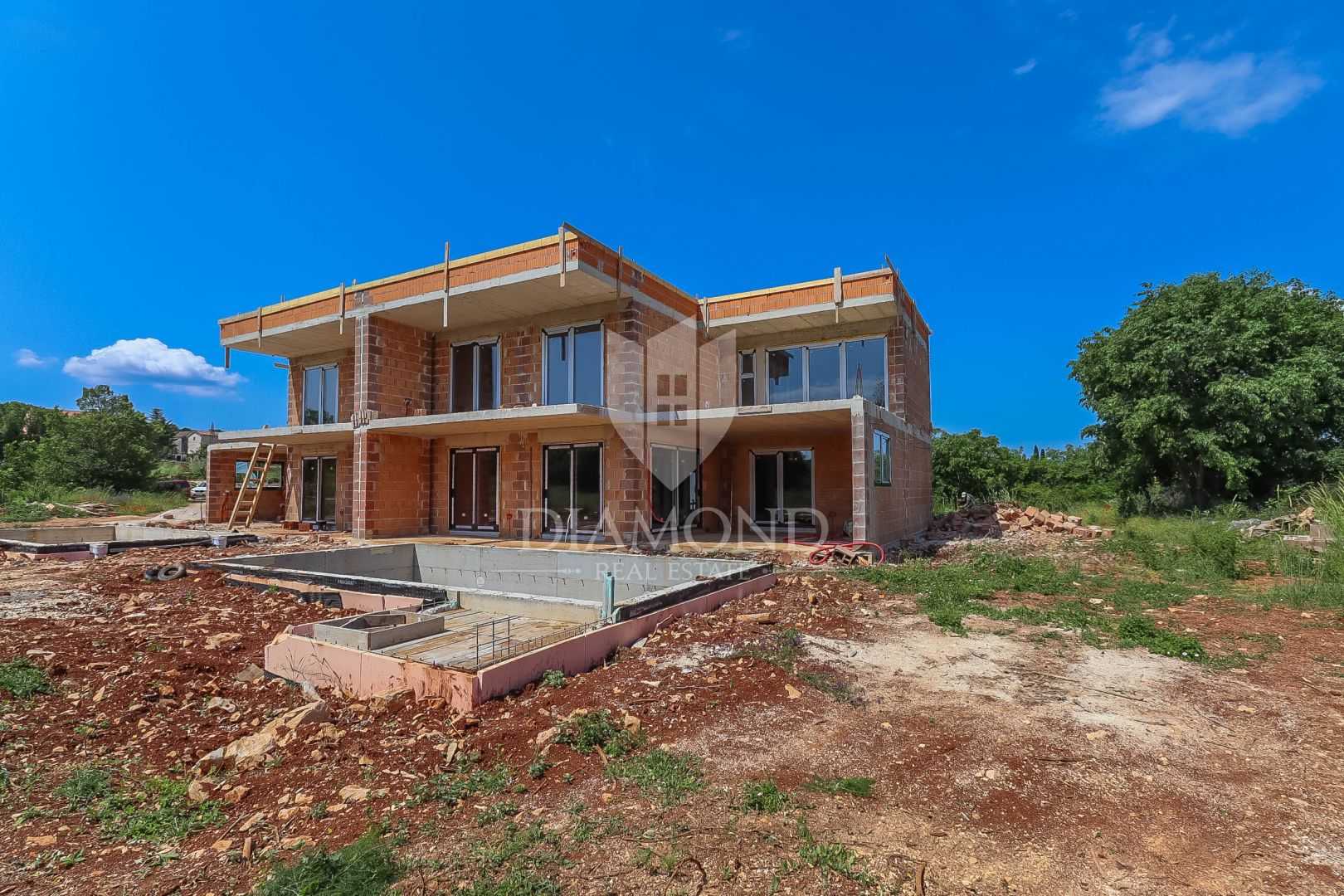 House in Rovinjsko Selo, Istria County 12202838