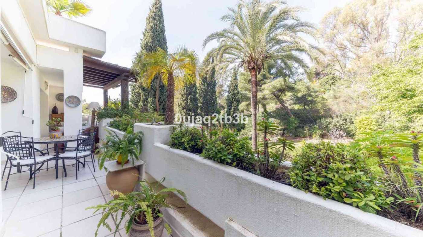 Condominium in , Andalusia 12202921