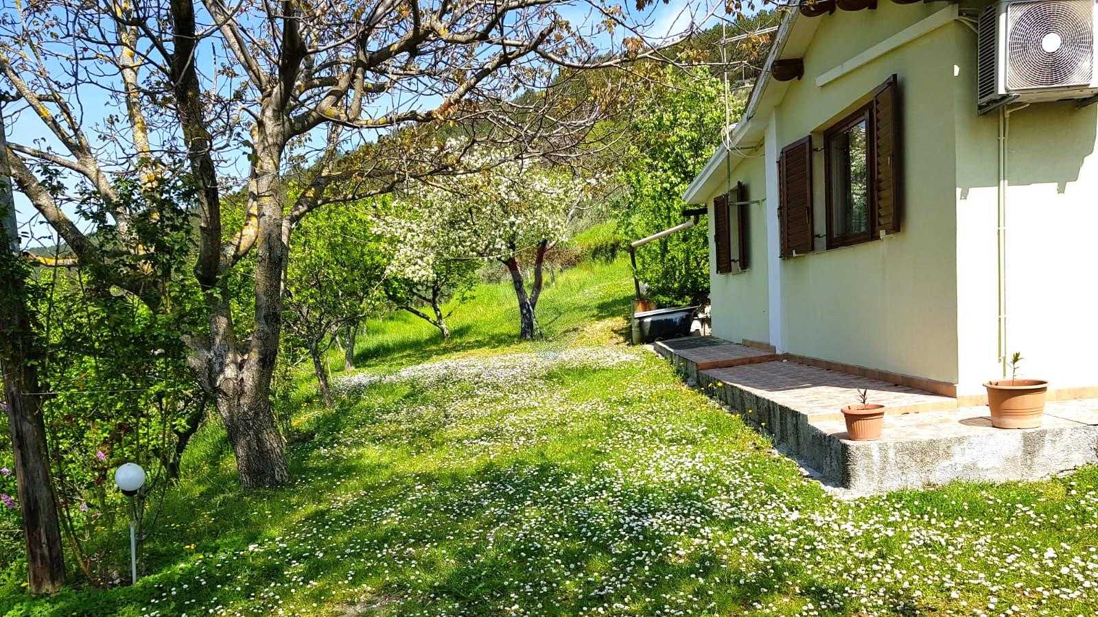 House in Oprtalj, Istarska županija 12202931