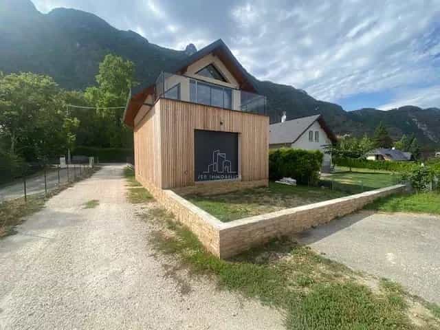 casa no bourdeau, Auvérnia-Ródano-Alpes 12203412