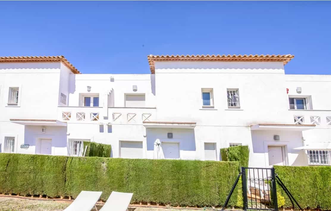 жилой дом в Muntanya de la Sella, Comunidad Valenciana 12203426
