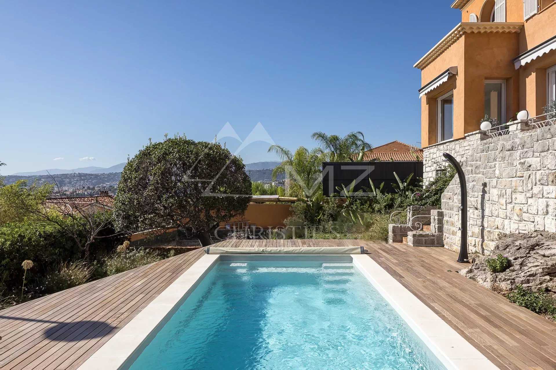 House in Nice, Provence-Alpes-Cote d'Azur 12203587