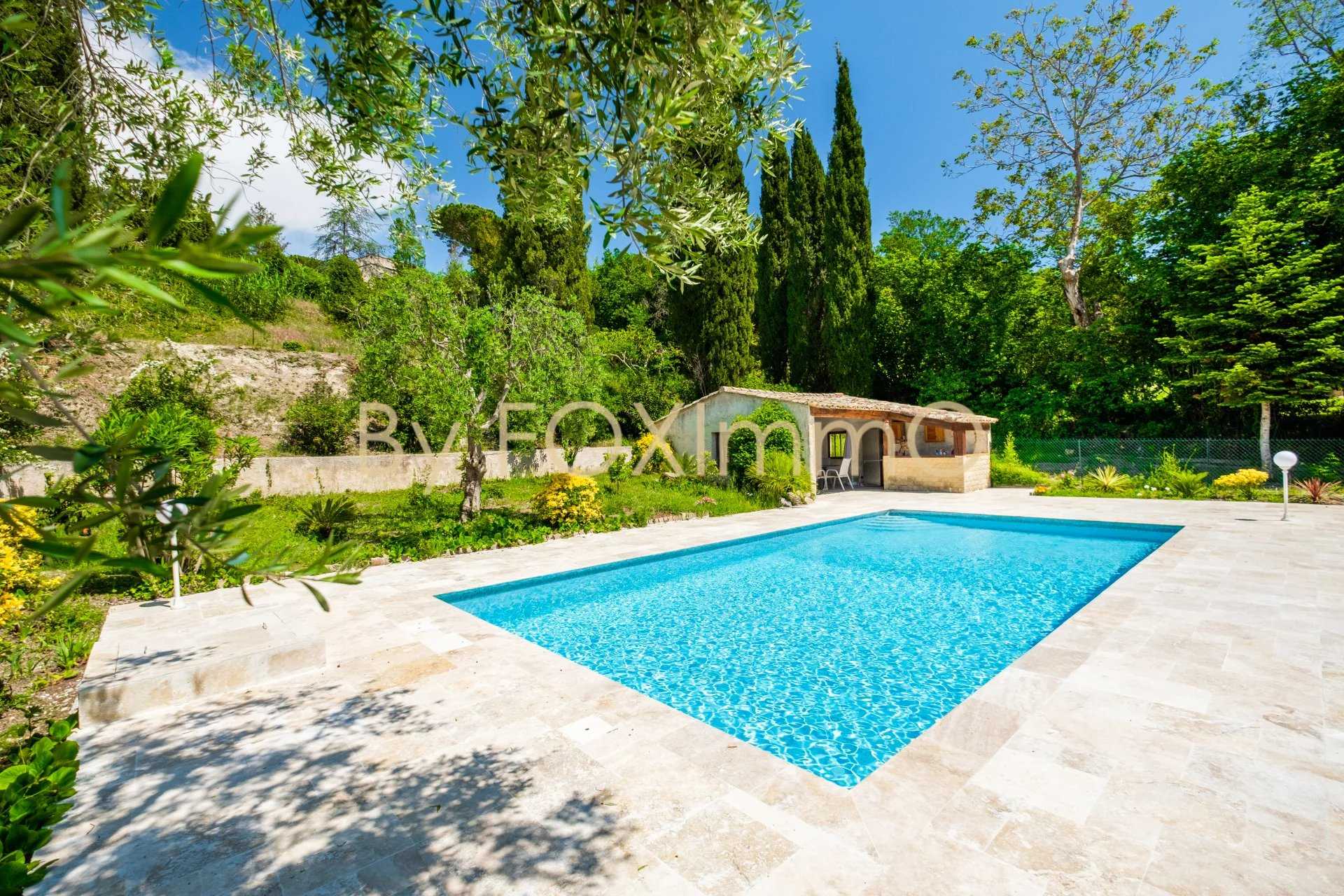 House in Cagnes-sur-Mer, Provence-Alpes-Cote d'Azur 12203590