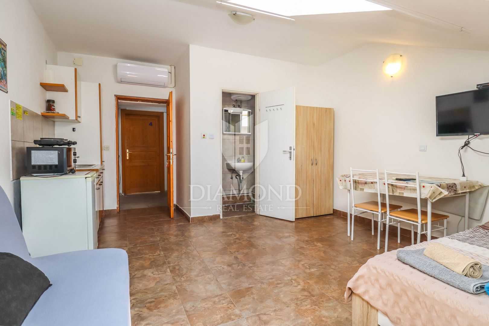 Condominium in , Istria County 12203727