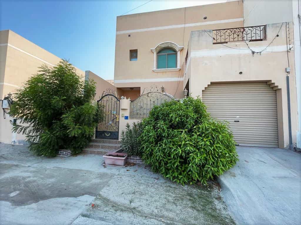 Casa nel Ad Dayr, Al Muḩarraq 12204344
