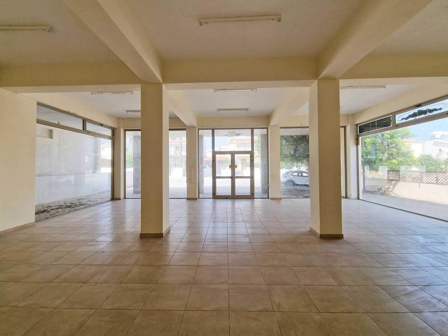 Einzelhandel im Mazotos, Larnaca 12204950
