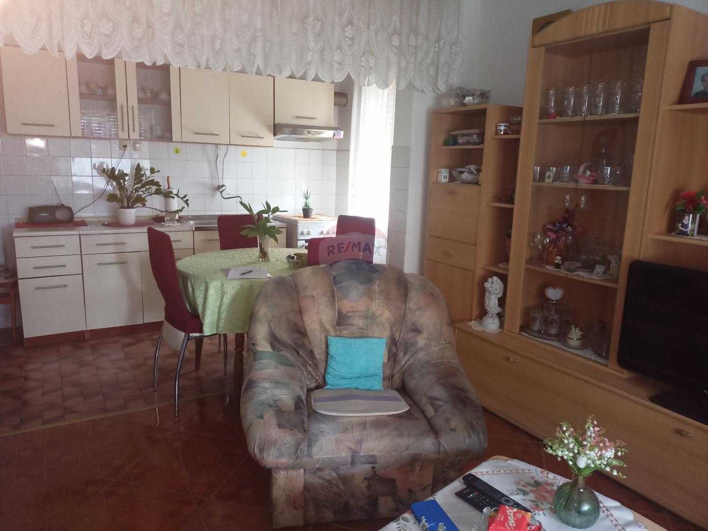 жилой дом в Dramalj, Primorsko-goranska županija 12205144