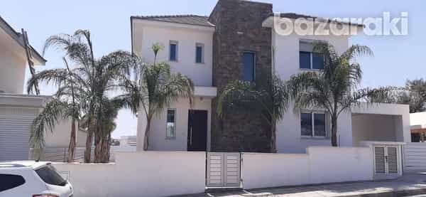 Haus im Parekklisia, Larnaka 12206900