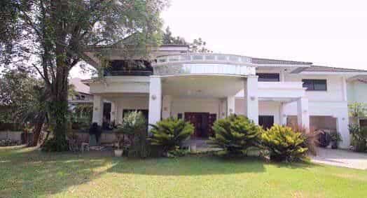 House in Ban Pratu Nam Chimphli, Nonthaburi 12209101