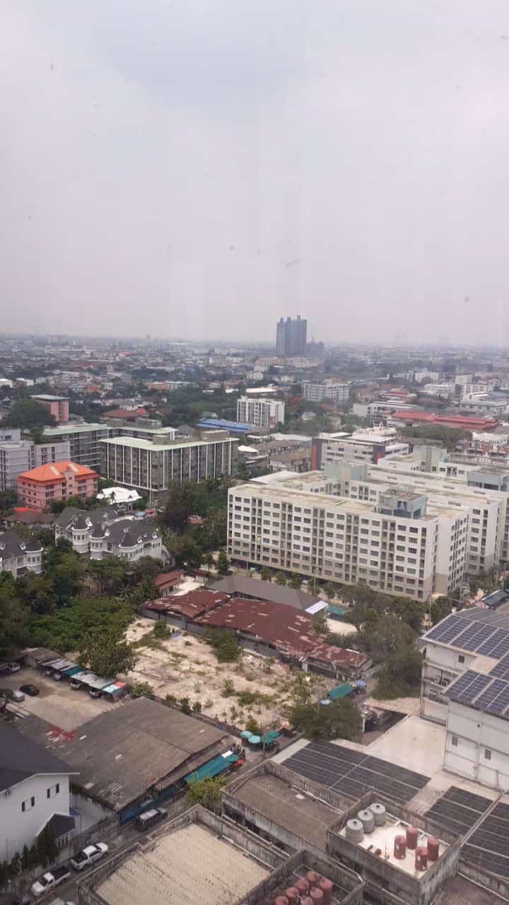 Condominium dans Samrong Nuea, Samut Prakan 12215739