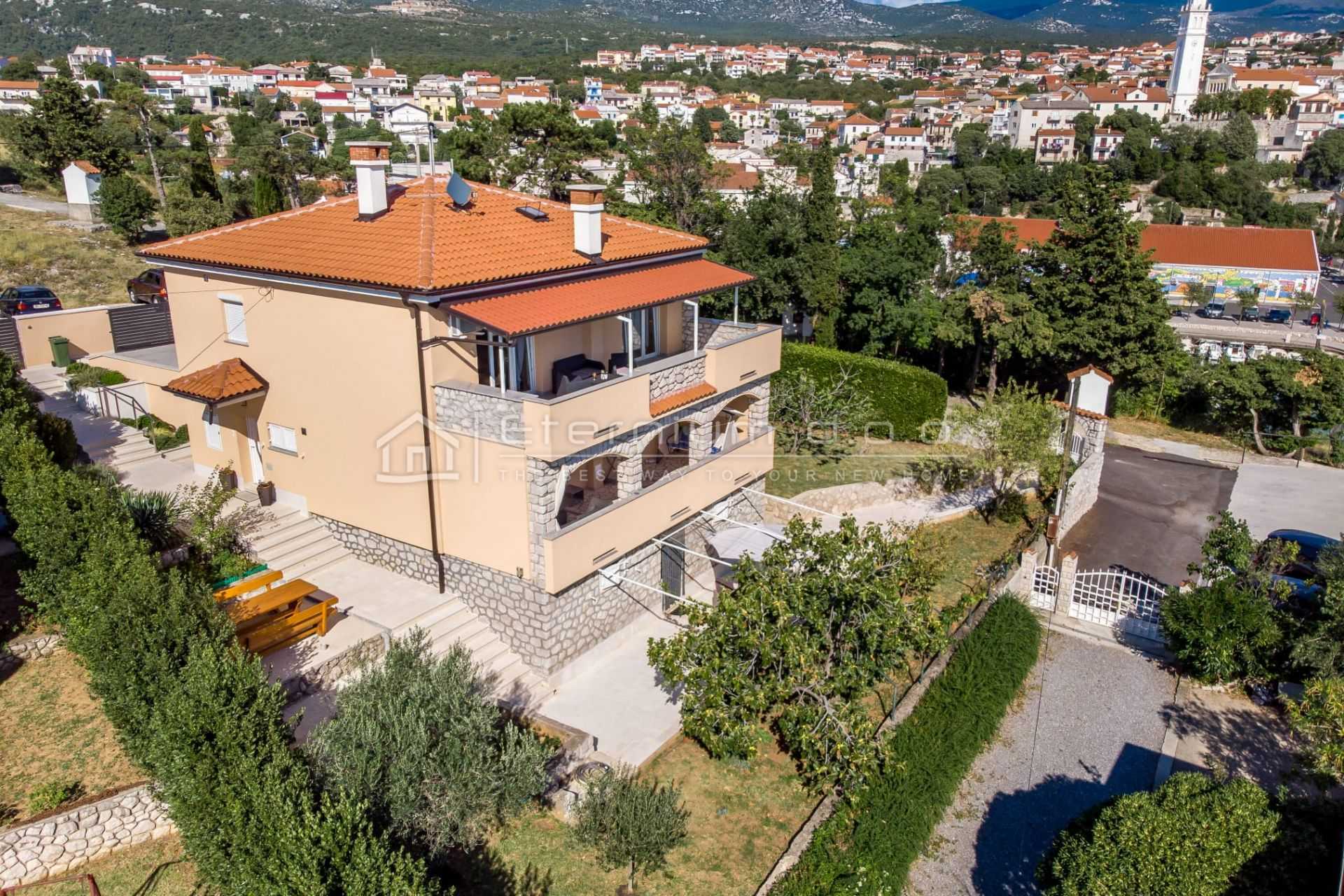 casa en Novi Vinodolski, Primorsko-Goranska Zupanija 12218729