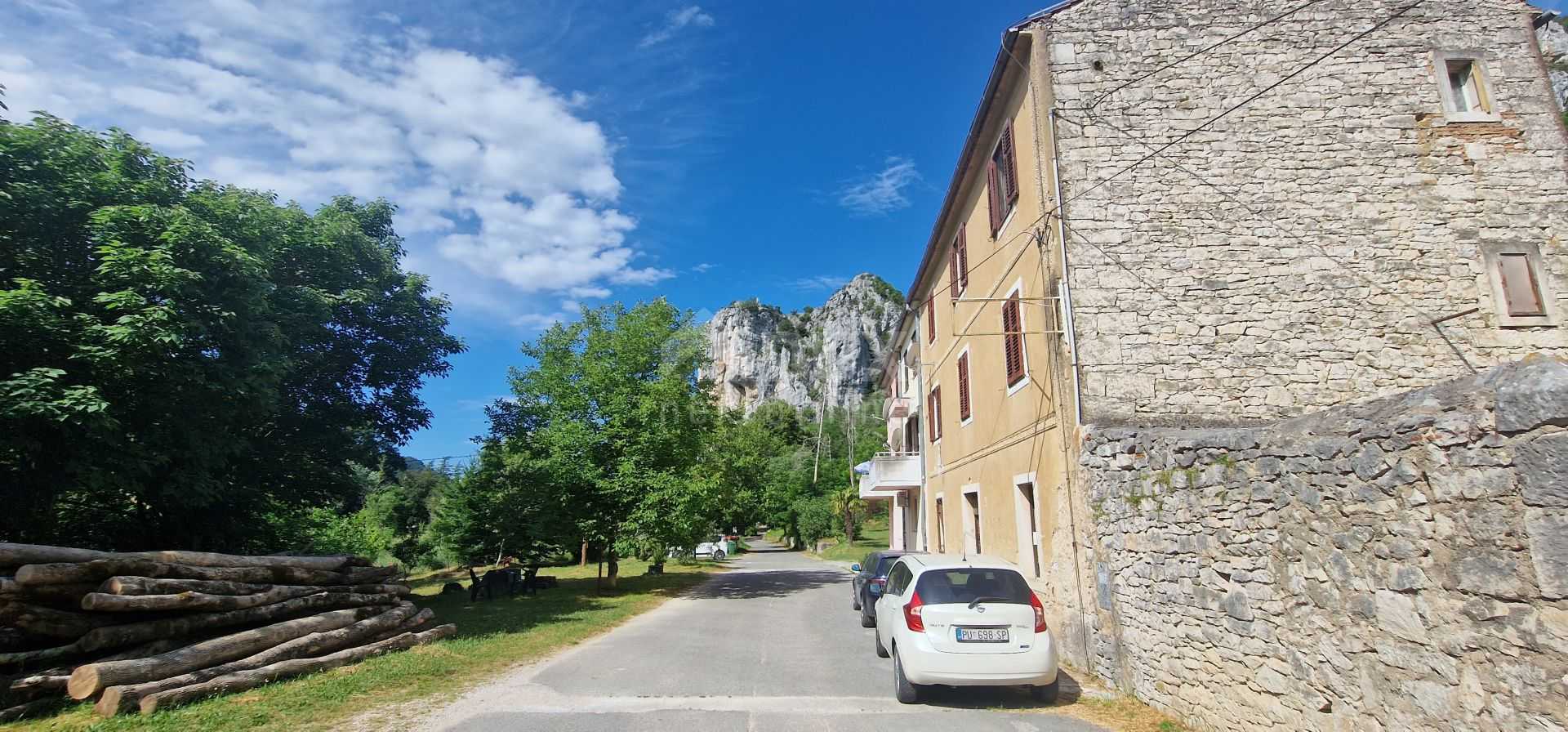 Роздрібна торгівля в Livade, Istria County 12219051