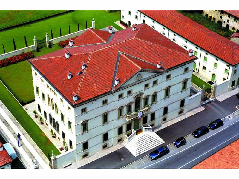 жилой дом в Mozzecane, Veneto 12219069