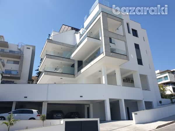 Condominium in Limassol, Lemesos 12221220