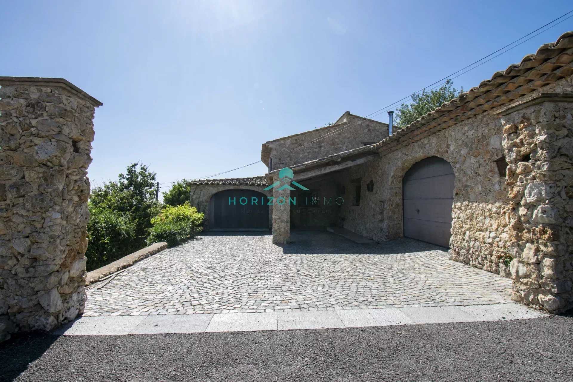 Rumah di Gatieres, Provence-Alpes-Cote d'Azur 12221746