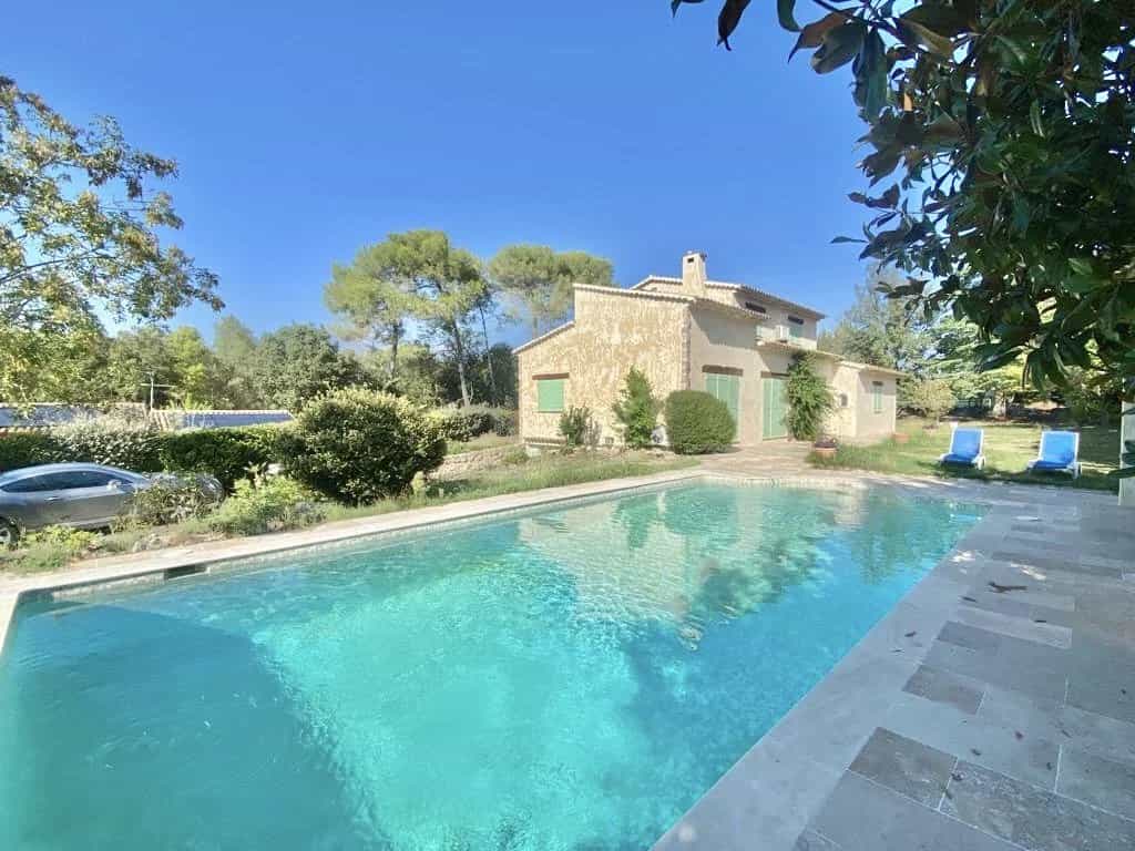 House in Le Plan, Provence-Alpes-Cote d'Azur 12223643