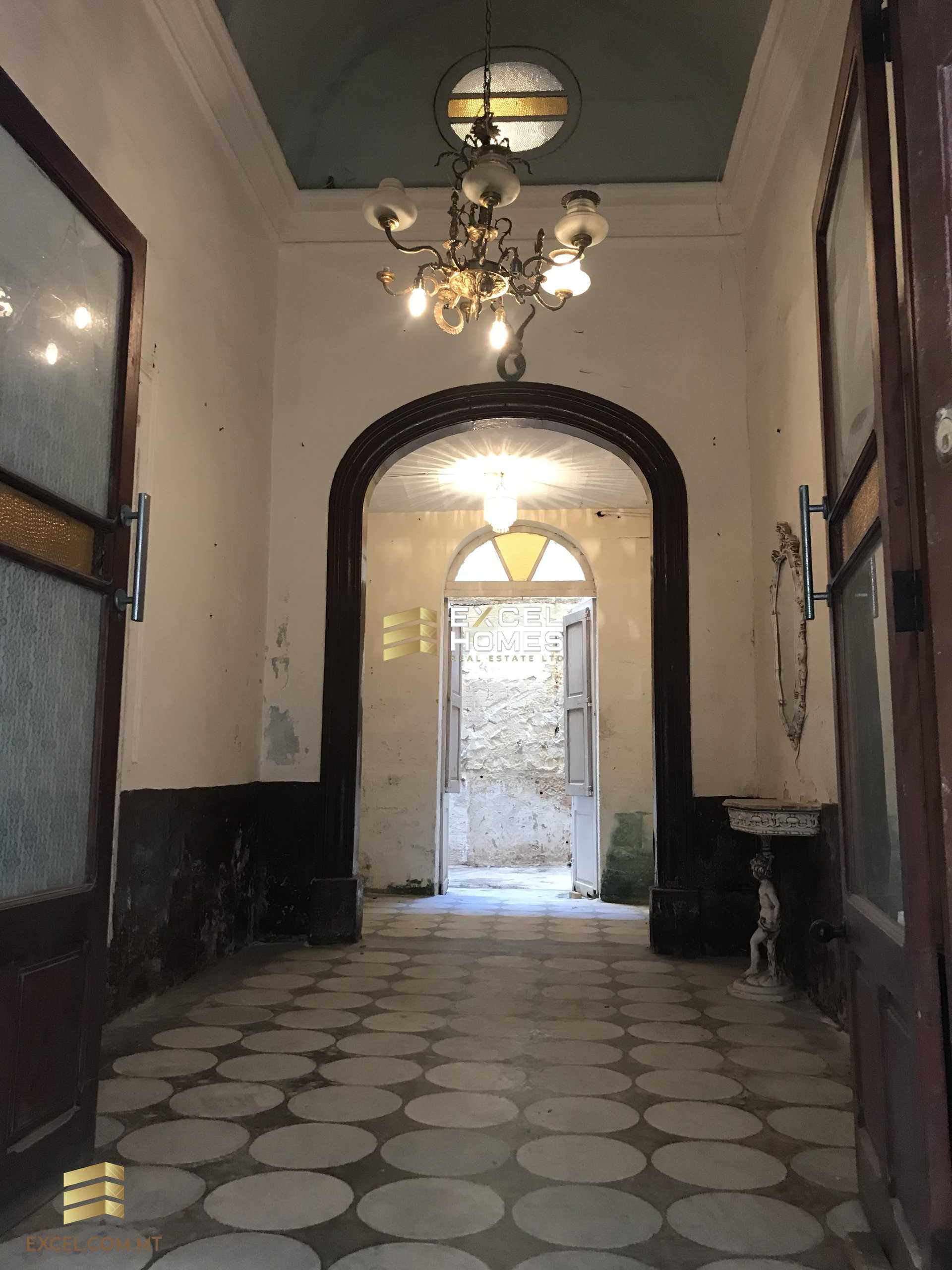 Talo sisään Vittoriosa, Birgu 12225807