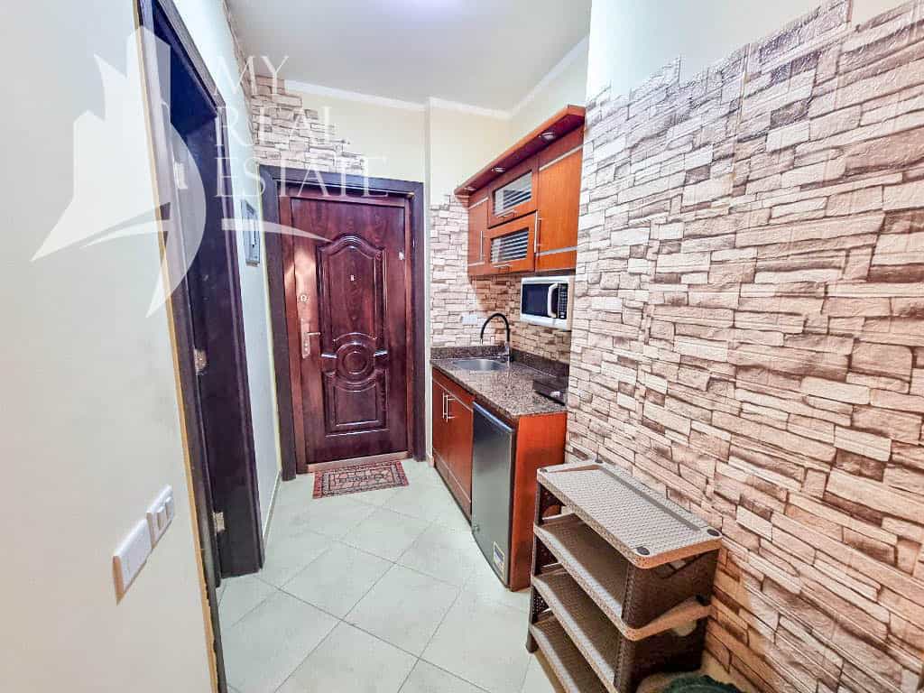 Condominium in Al Ghardaqah, Al Baḩr al Aḩmar 12226153