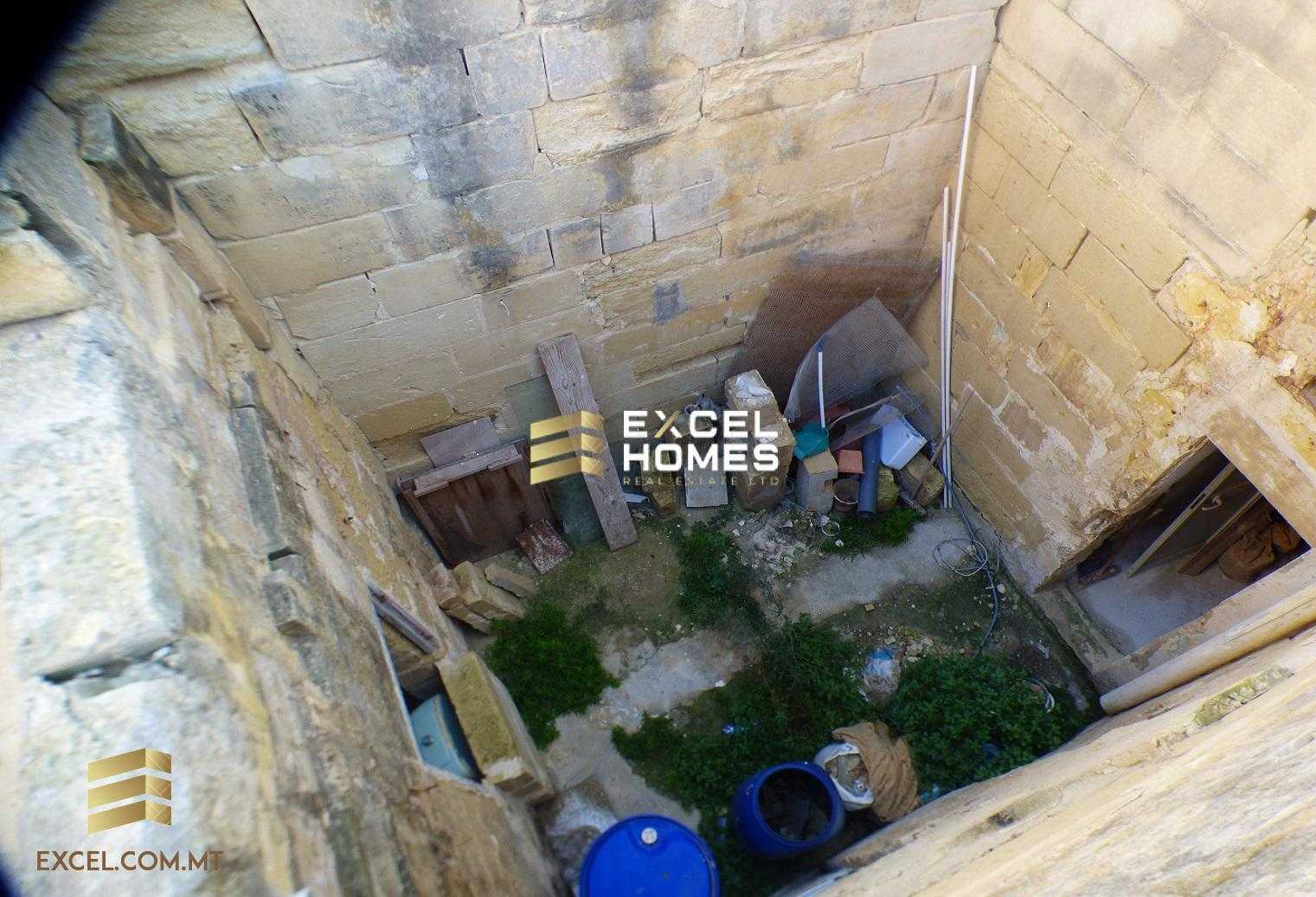 жилой дом в Għaxaq,  12228575